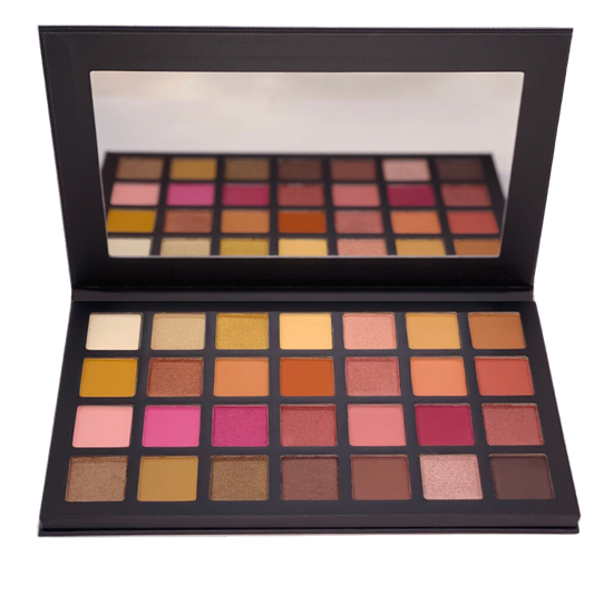 Cira Aurora Artistry Palette – 28 Shades of Creative Brilliance